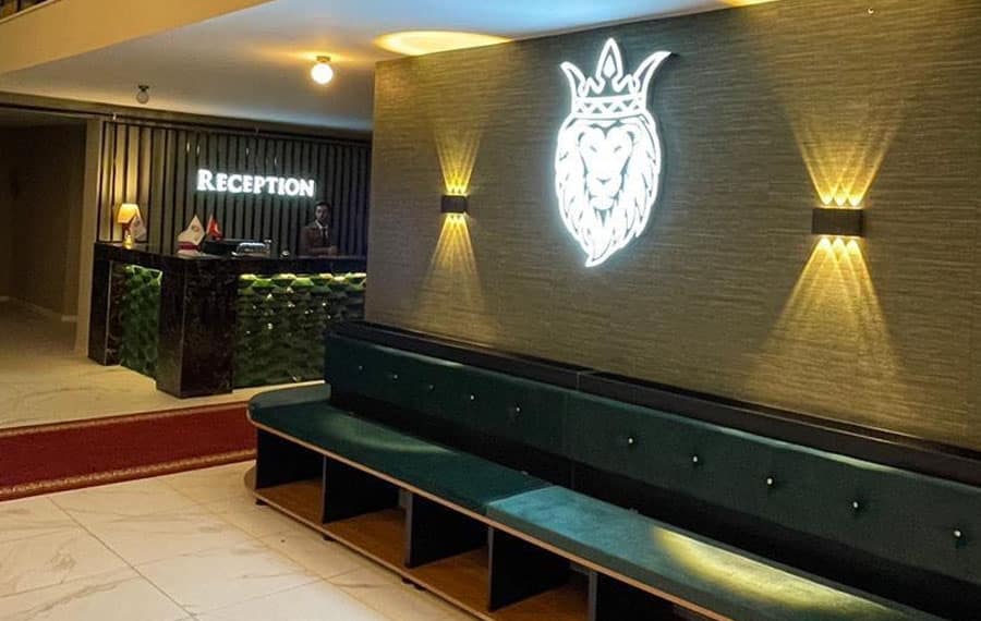 رزرو هتل نیلس وان - nill's hotel van