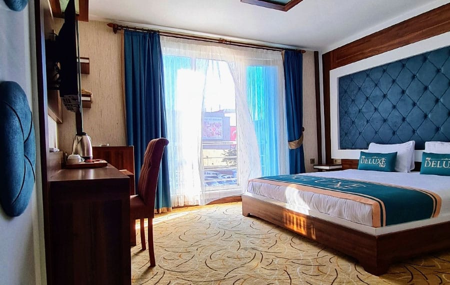 رزرو هتل مای دلوکس وان - my deluxe hotel van