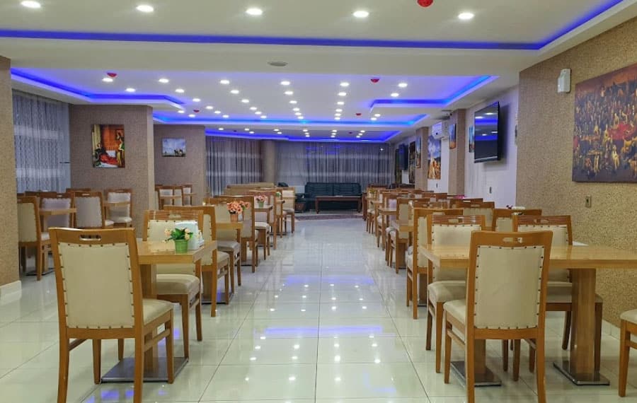 رزرو هتل مای دلوکس وان - my deluxe hotel van