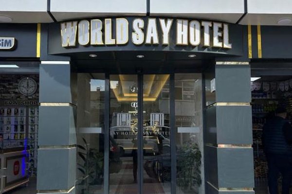 رزرو هتل ورلد سی وان - world say hotel van
