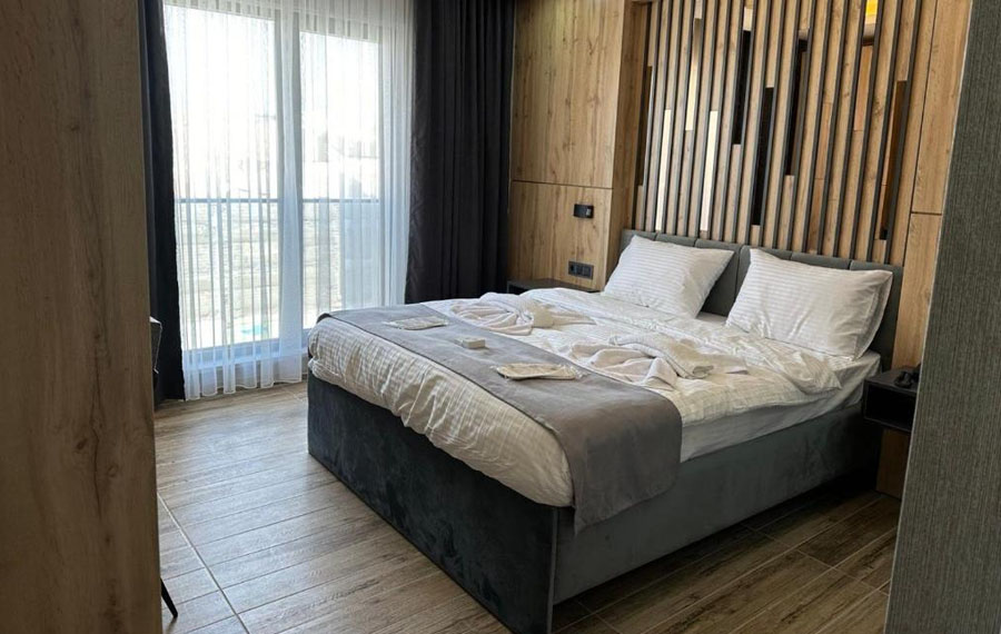 رزرو هتل ورلد سی وان - world say hotel van